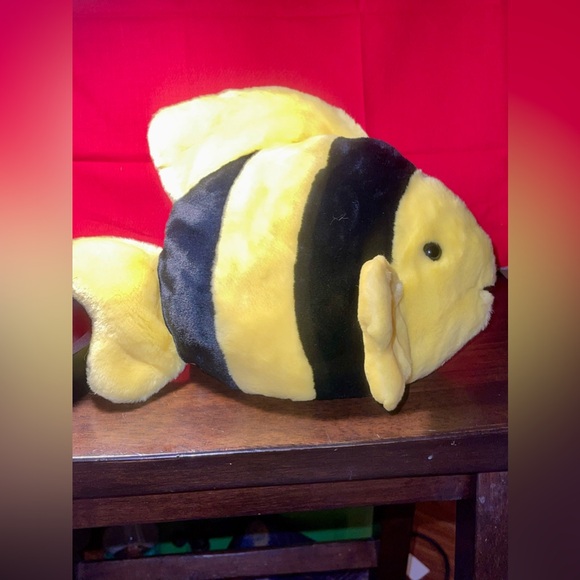 NWT Ty Beanie Buddy Bubbles the Fish.  Large Model - Picture 4 of 11